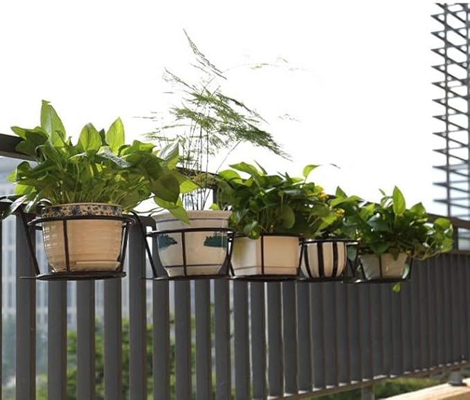 1 PCS Iron Art Hanging Baskets Flower Pot Holder, Holder Plant Holder Over The Rail Metal Fence Planters for Patio Balcony Porch or Fence (1pcs Black)